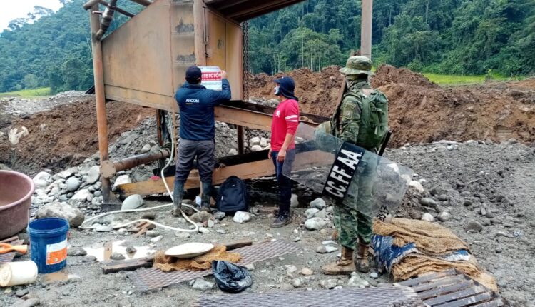 MINERÍA ILÍCITA EN EL RÍO PANGURI