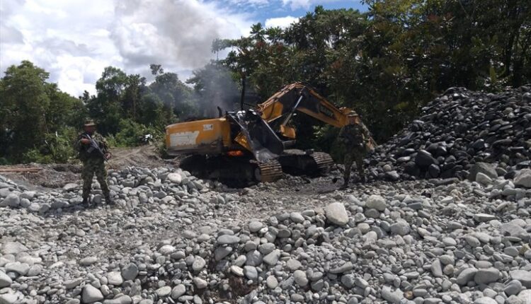 Un comercio tóxico: La minería ilegal en el Pacífico colombiano