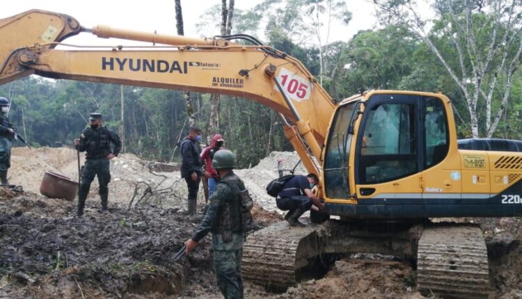 MILITARES NEUTRALIZAN MINERÍA ILEGAL EN DOS PROVINCIAS DEL ECUADOR