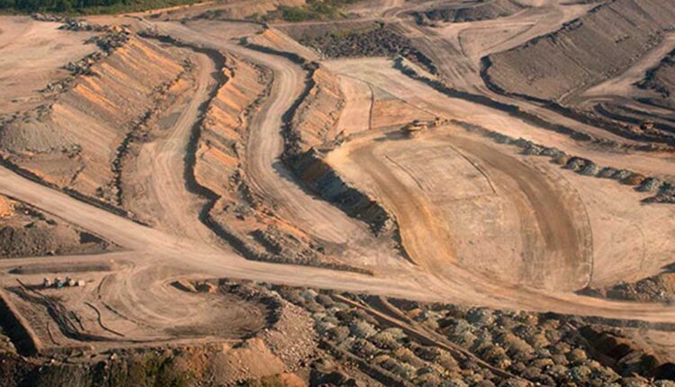 Colombia decidirá sobre títulos mineros de Prodeco la primera semana de mayo