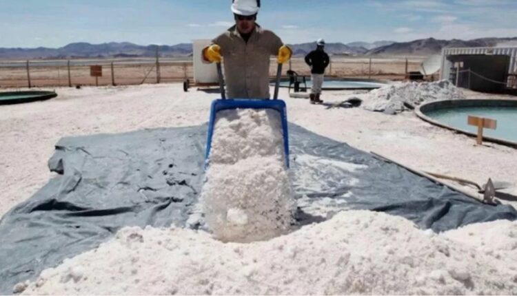 Fusión de dos mineras por u$s 3100 millones crea uno de los mayores productores mundiales de litio