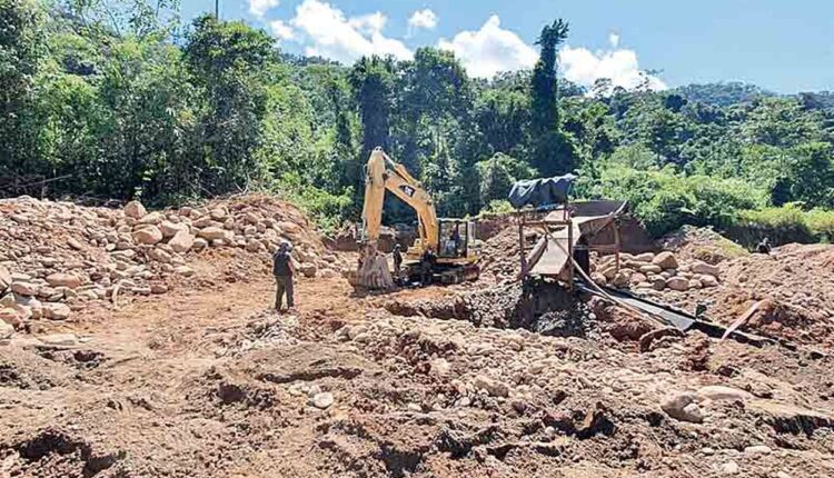 Intervienen campamentos de minería ilegal en Cusco