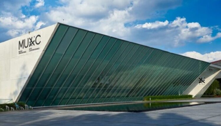 Reabre UNAM librería del palacio de Minería y Museo Universitario Arte Contemporáneo