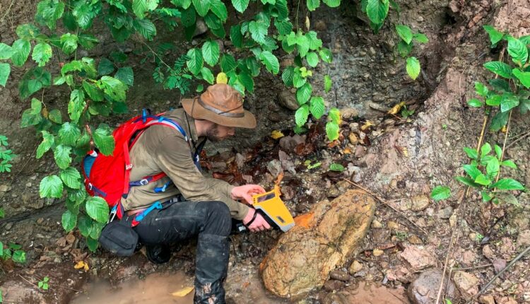 Muestreo de suelos define la mineralización de cobre y plata en 18 kilómetros en Tabalosos