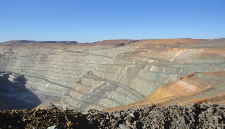 Covid-19 en la edad de oro de la minería