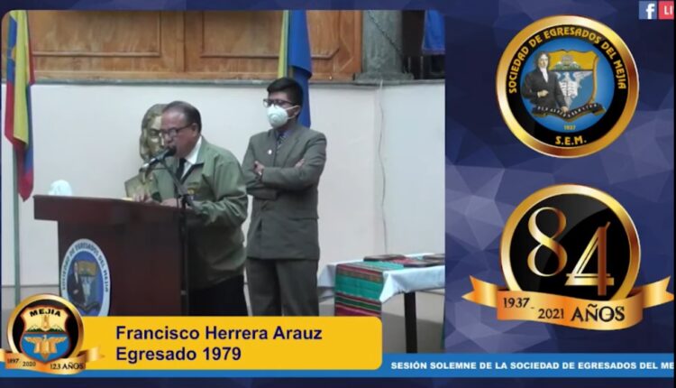 HISTORIADOR FRANCISCO HERRERA ARAUZ EN SU DISCURSO MAGISTRAL EN EL ENCUENTRO DE EGRESADOS DEL COLEGIO NACIONAL MEJÍA