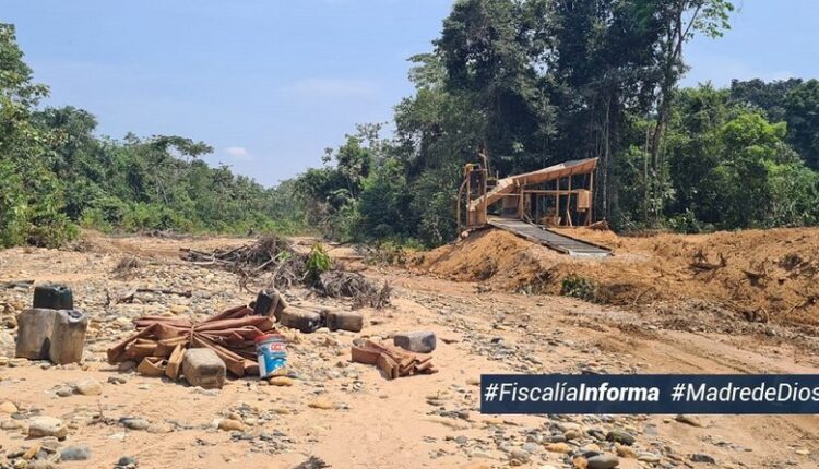 Madre de Dios: Destruyen maquinaria destinada a la minería ilegal en comunidad nativa de Kotsimba