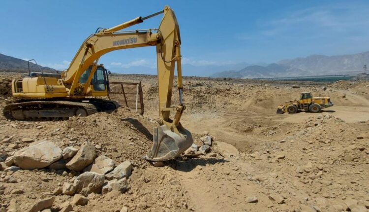 Ancash: Incautan maquinaria pesada para minería ilegal en Nepeña