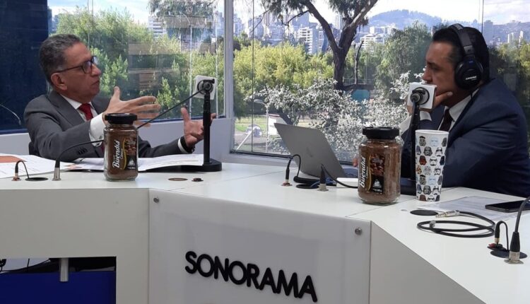 Ministro Bermeo destaca que Decreto Ejecutivo marca política minera en Ecuador