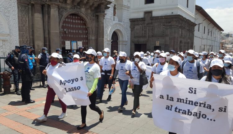 ¡Viva la minería responsable! ¡Queremos trabajar!