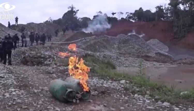 Estremecedor: imágenes de la devastación que deja la minería ilegal en Colombia