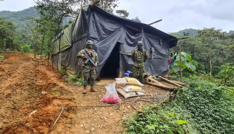 Tres campamentos mineros ilegales desmantelados en Ponce Enríquez