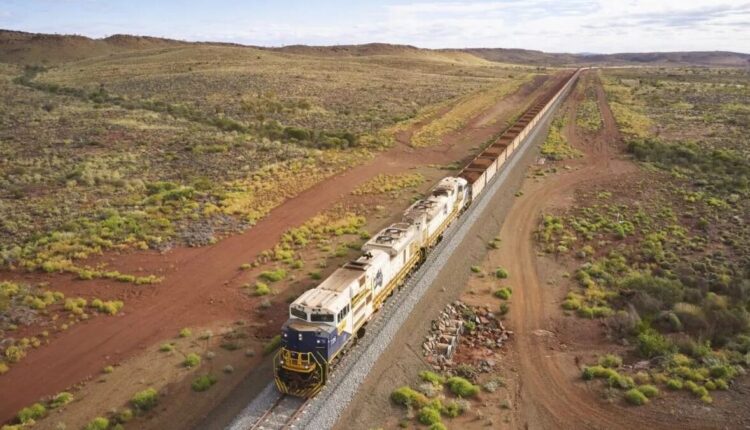 Ya está en marcha el primer tren eléctrico que solo necesitará la fuerza de la gravedad para recargar sus baterías