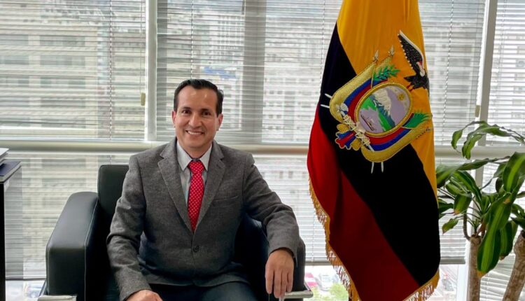 Julián Agurto Erique asume la gerencia general de la Enami EP