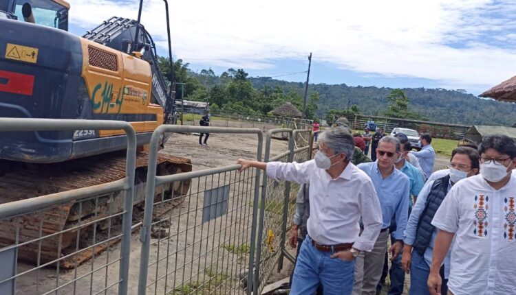 Presidente Lasso dispondrá maquinaria incautada en Napo para remediación