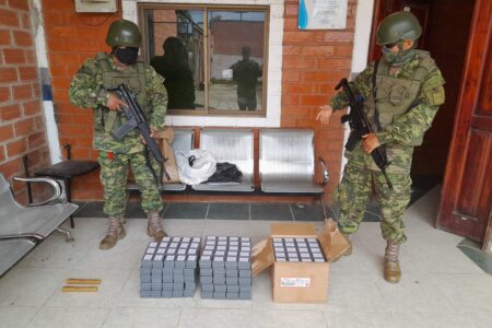 En operativo contra la minería ilegal, militares decomisaron más de 29 mil explosivos
