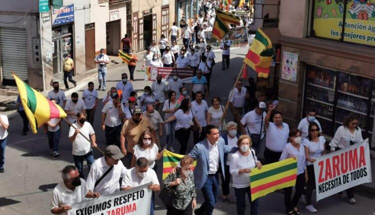 Zarumeños marcharon para exigir ‘Nunca más un socavón’