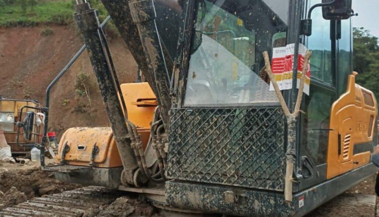 Frente minero ilegal a cielo abierto operaba en Yacuambi