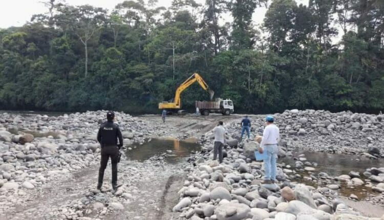 Río Suno es el nuevo blanco de la explotación ilegal