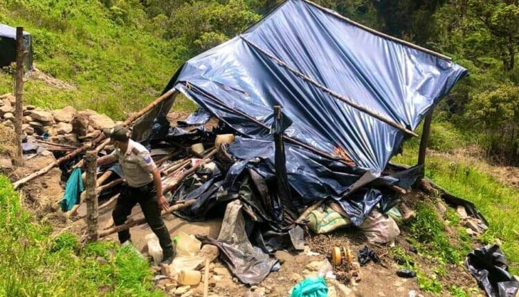 Minería ilegal yace en las entrañas de Azuay