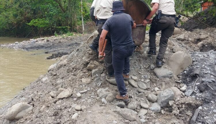 Minería ilegal se expande en nuevos sectores en Morona Santiago