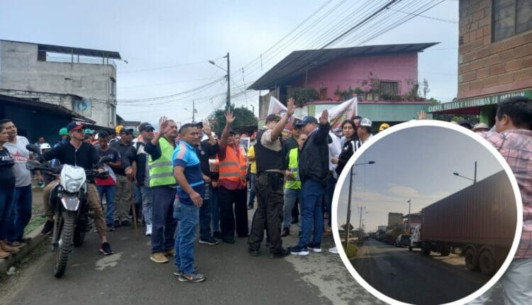 Continúa marcha pacífica de asociaciones mineras en Camilo Ponce Enríquez