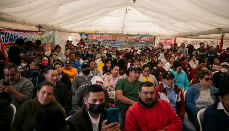 Plantones en contra de la Minería responsable