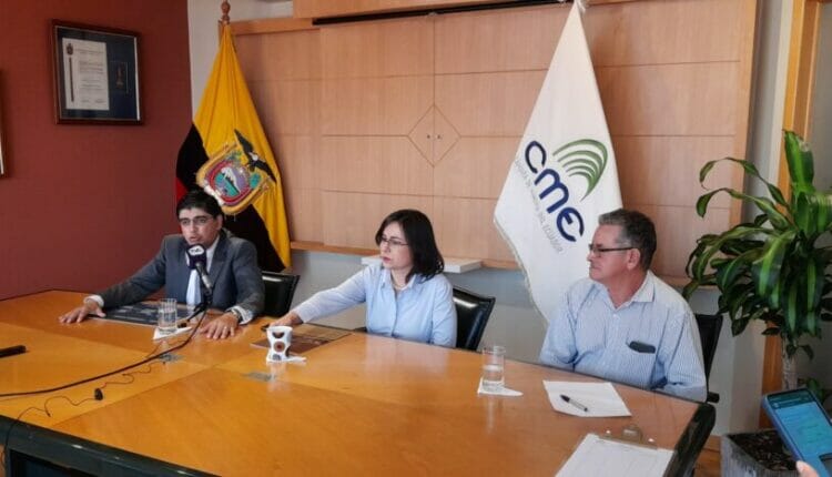 La Cámara de Minería del Ecuador solicita a la Corte constitucional que impugne el pedido de la CONAIE para detener el proceso de consulta prelegislativa