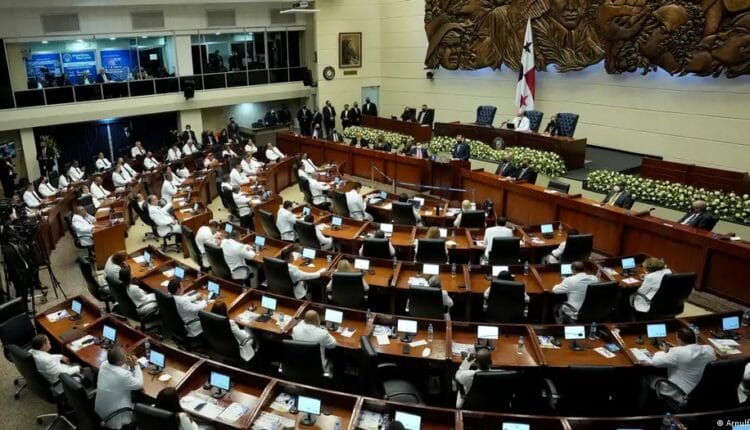 Panamá aprueba moratoria minera indefinida