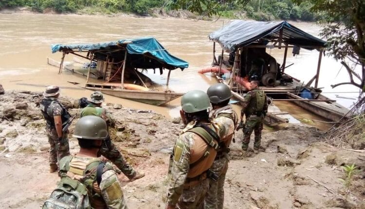 Riesgo en el Río Cenepa: Impactante Realidad en la Amazonía Peruana por minería ilegal