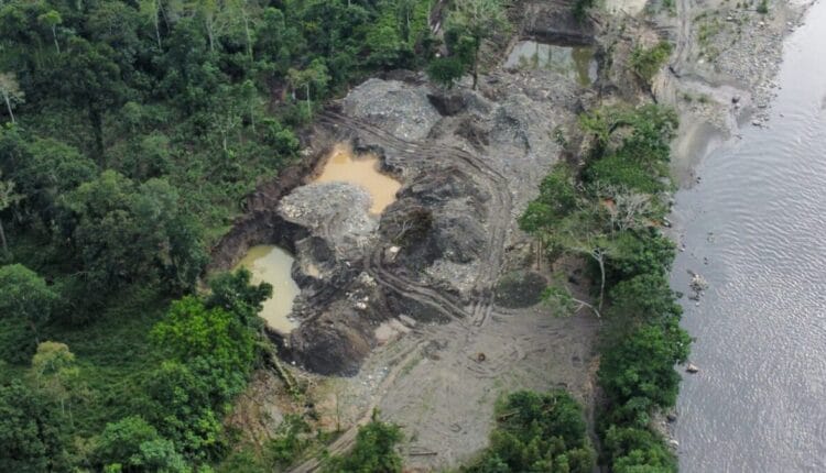 Minería ilegal, sin control alguno en la Amazonía ecuatoriana