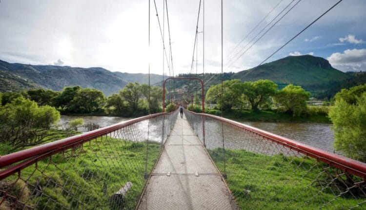 Modelo de adaptación climática para cuencas hídricas en Ecuador