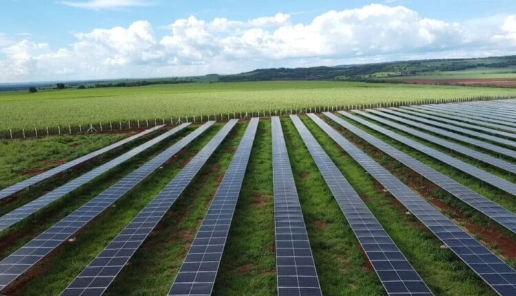 Brasil proyecta un crecimiento anual del 22% en generación solar hasta 2027