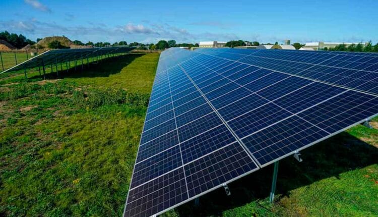 Colombia inaugura nuevo parque solar en Cundinamarca