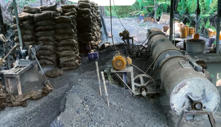 Ejército desmantela campamentos de minería ilegal en la frontera norte de Carchi