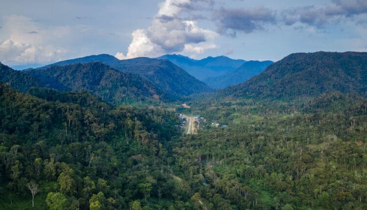 Solaris firma acuerdos de financiamiento por US$200 millones con Royal Gold para avanzar en el proyecto Warintza