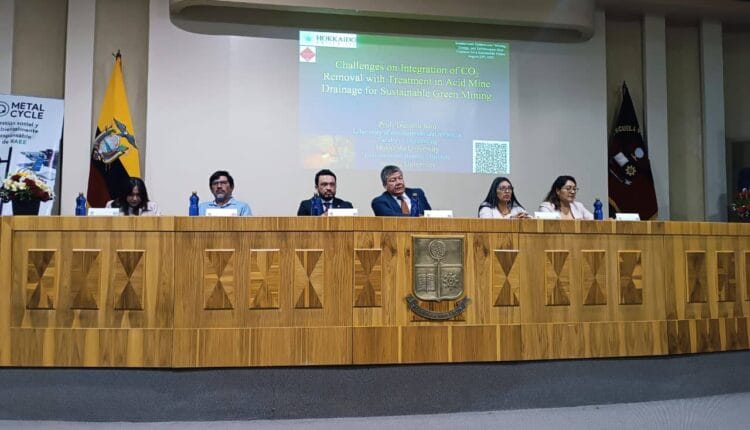 Ecuador impulsa la sostenibilidad minera en simposio internacional