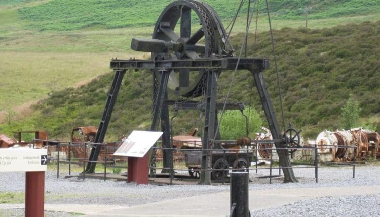 Transición minera: “No puede imponerse de espaldas a las comunidades”, advierte académico español