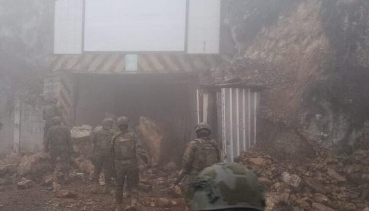 Fuerzas Armadas intervienen en Molleturo y decomisan 400 toneladas de material con oro y plata extraído ilegalmente