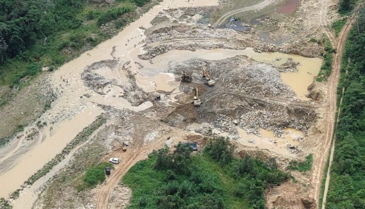 Nueva operación militar refuerza la lucha contra la minería ilegal en El Oro