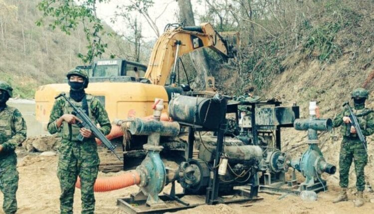 Operativo militar en Piñas deja maquinaria inhabilitada vinculada a minería ilegal