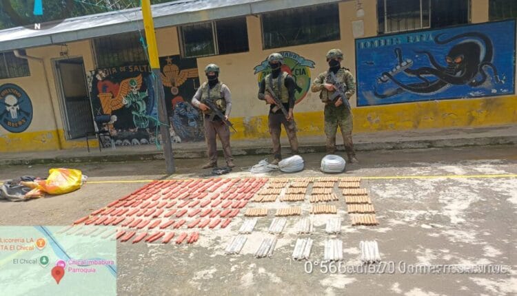 Ejército ecuatoriano asesta nuevo golpe a la minería ilegal en El Chical, Carchi