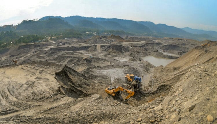 ARCOM no debe reconocer derechos mineros a actor de minería ilegal