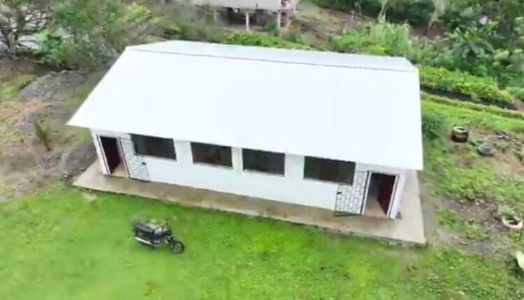 Curimining entrega aula multifuncional para Bachillerato Acelerado en Las Naves