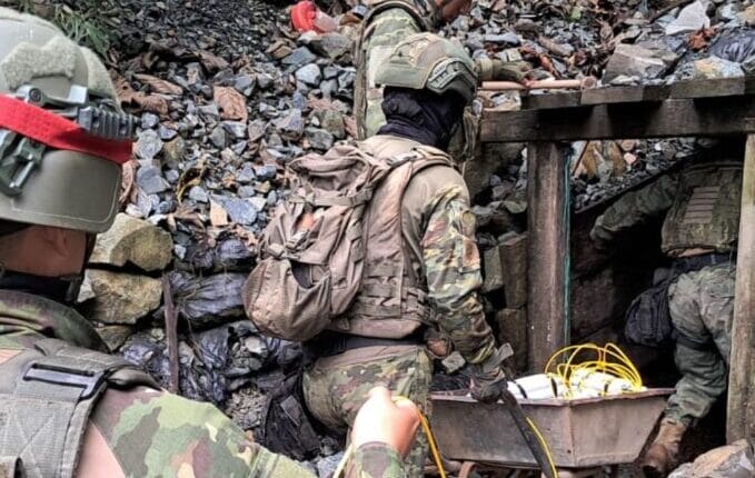 Fuerzas Armadas Ecuatorianas del Carchi al Macará. IMPLACABLES CONTRA LA MINERIA ILEGAL