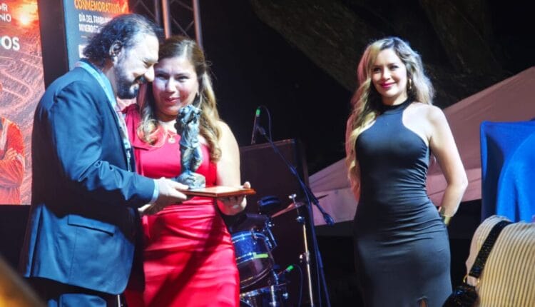 Machala reconoce a referentes de la minería durante la XI Cumbre Internacional Minera