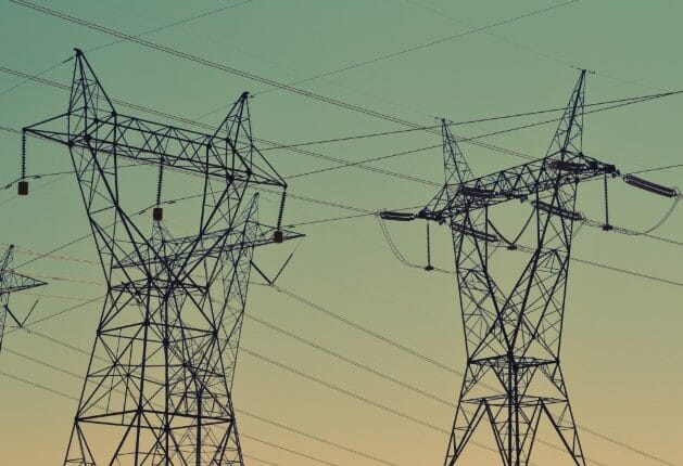 Colombia ajusta las reglas para la exportación de electricidad hacia Ecuador